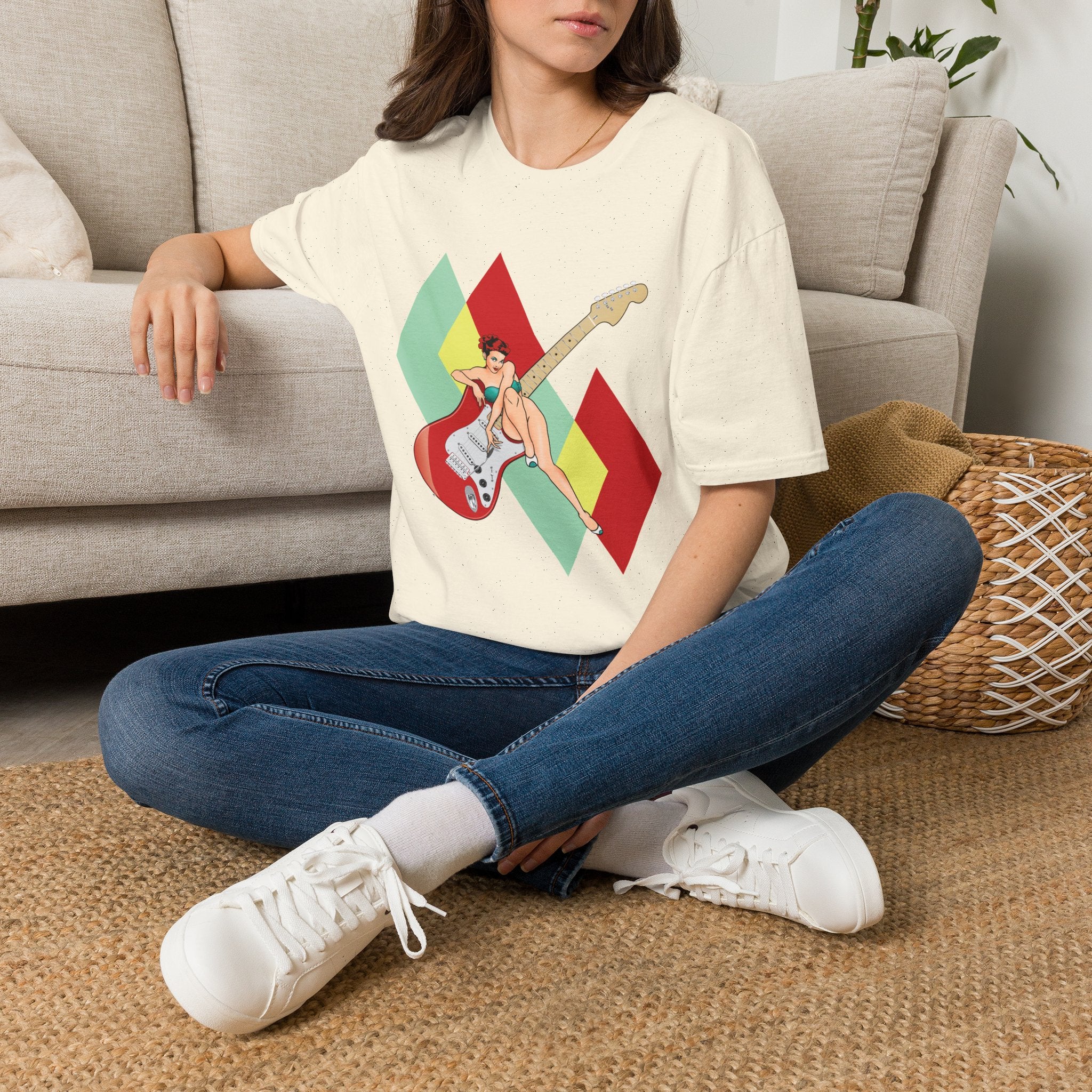 Vintage Electric Guitar Pinup Girl T-Shirt