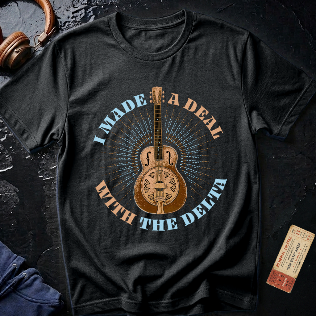 I Made a Deal with the Delta - Blues Guitar T-Shirt
