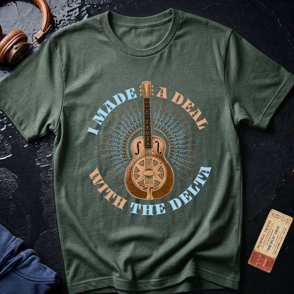 I Made a Deal with the Delta - Blues Guitar T-Shirt